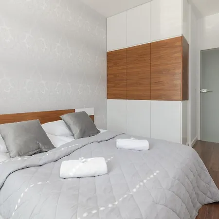 Silver Glam Apartment In Wilanow By Noclegi Renters Warsaw Exterior photo